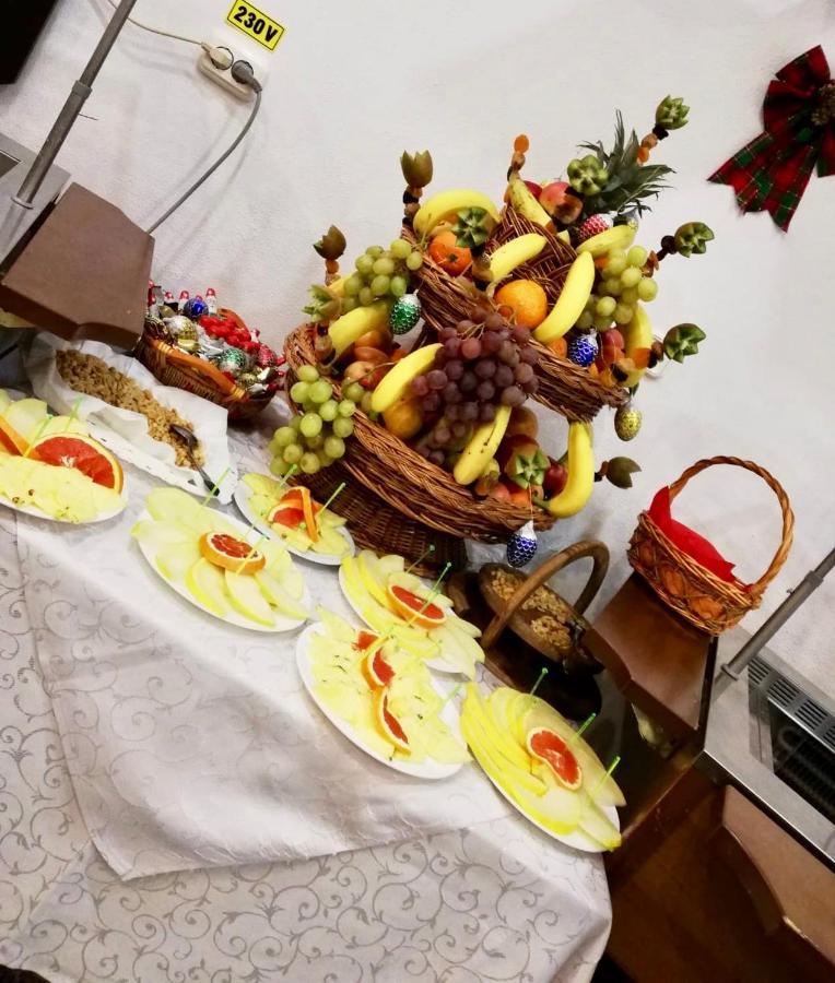 Vila Teleconstructia Slănic-Moldova Esterno foto
