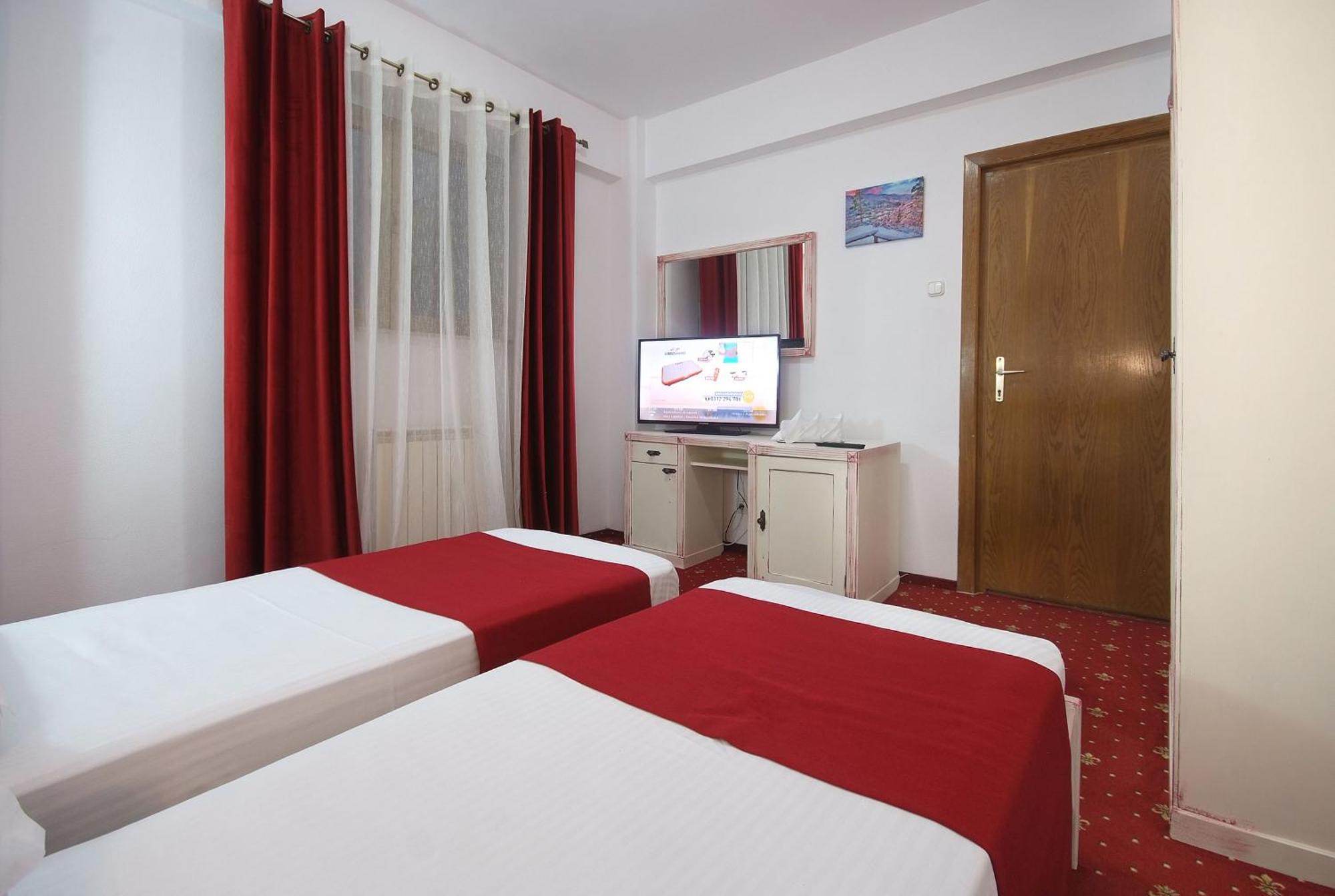 Vila Teleconstructia Slănic-Moldova Esterno foto